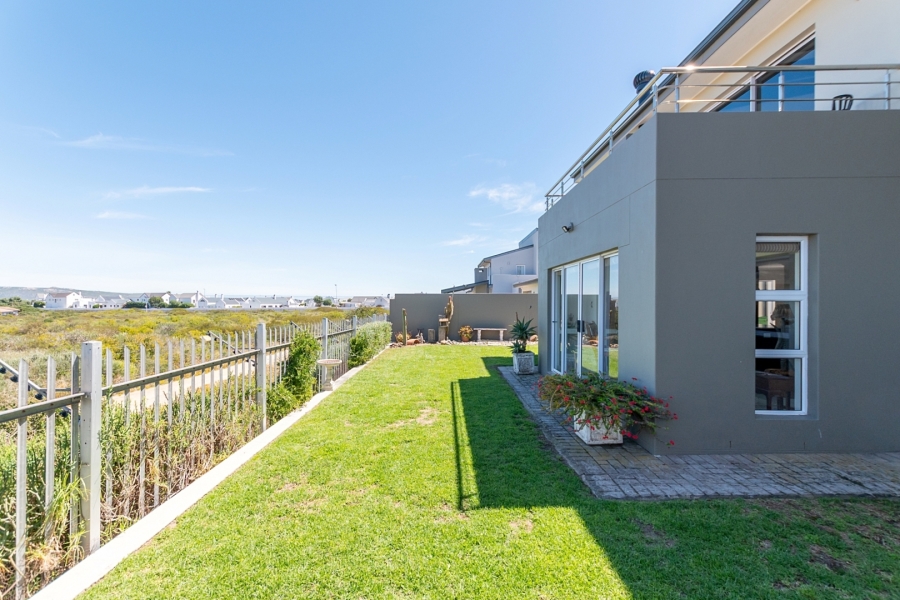 4 Bedroom Property for Sale in Sunset Estate Western Cape